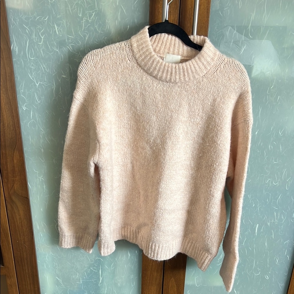 Cozy light pink Sweater